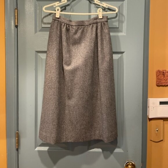 Gray tweed lined woolen blazer and skirt, circa 70s, sz 6, exc. condition - Picture 5 of 6